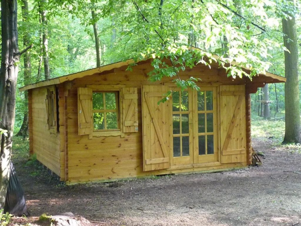 Chalets bois en kit, à monter soimême L'Européenne de chalets — free download